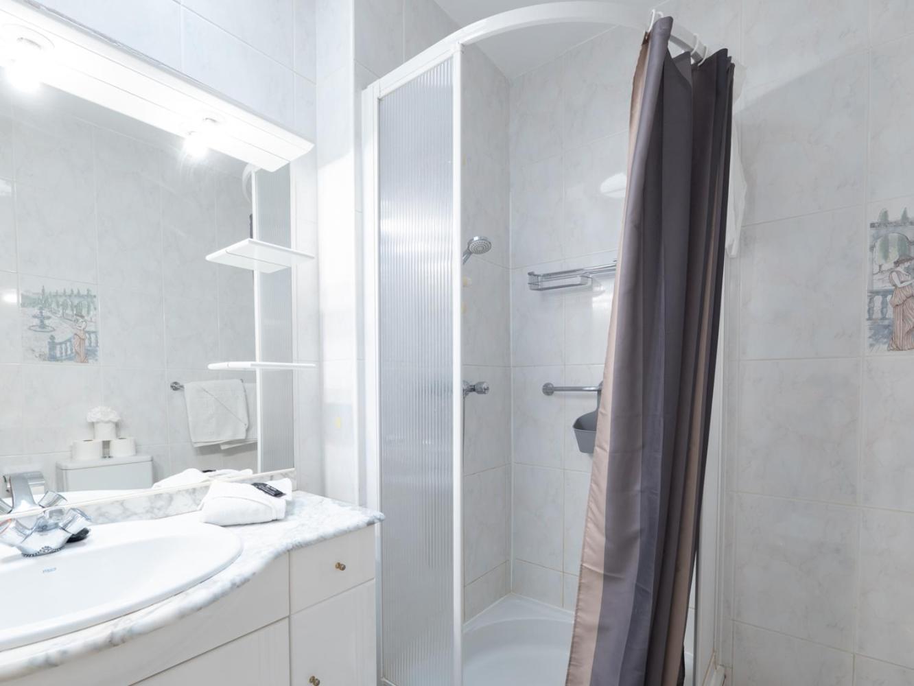 Azahara Apartament *